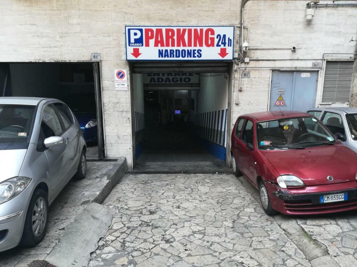 Gradoni Di Chiaia Twenty Three Bed & Breakfast Napoli
