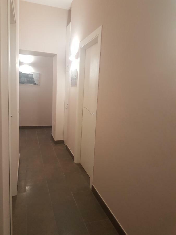 Gradoni Di Chiaia Twenty Three Bed & Breakfast Naples