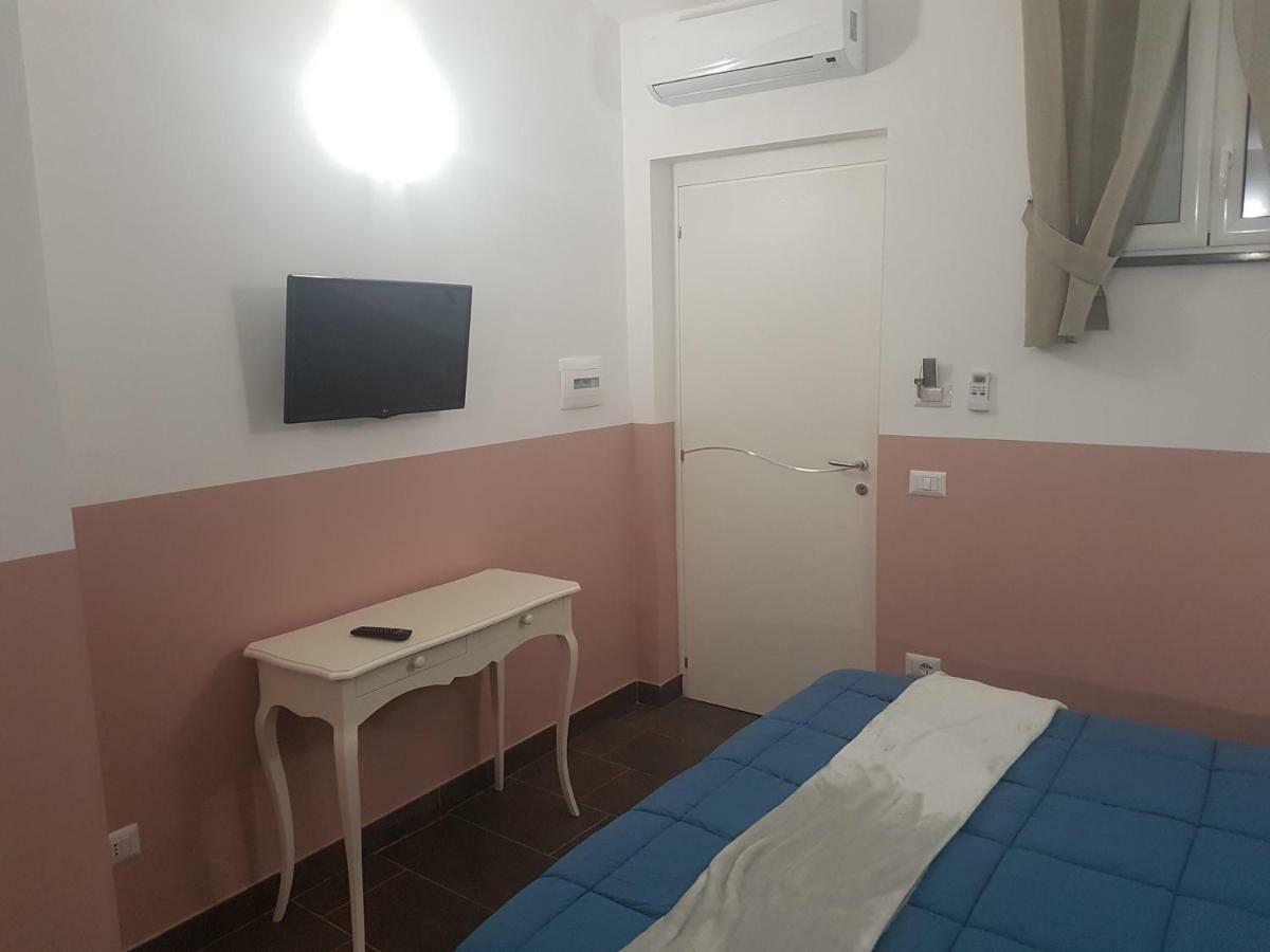 Gradoni Di Chiaia Twenty Three Bed & Breakfast Napoli