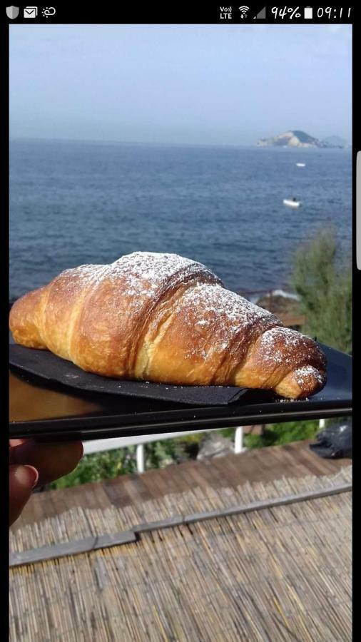 Gradoni Di Chiaia Twenty Three Bed & Breakfast